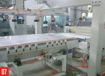 Ceramic paint board spraying line
