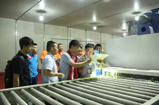 China Spray Coating Systems