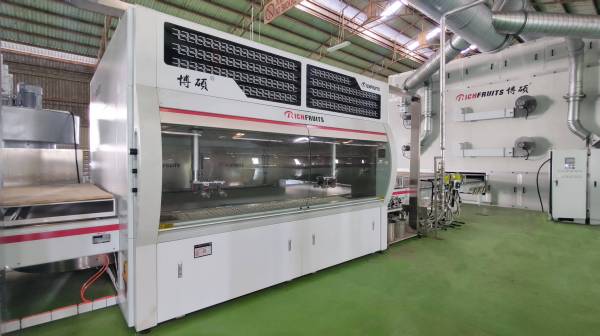 Three advantages of automatic coating equipment